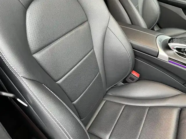 メルセデス・ベンツ Ｃ２００ 4マチック AVG AMGライン 福島県 2019(平31)年 3.6万km オブシディアンブラック 純正HDDナビ（BT/USB/SD）/フルセグTV/バックカメラ/ビルトインETC/前方ドライブレコーダー/黒レザーシート/前席メモリ付パワーシート/前席シートヒーター/レーダーセーフティーパッケージ/・アクティブディスタンスアシストディストロニック/・アクティブステアリングアシスト/・アクティブレーンチェンジングアシスト/・アクティブブレーキアシスト/・渋滞時緊急ブレーキ機能/・アクティブブラインドスポットアシスト/・アクティブレーンキーピングアシスト/パークトロニック/アクティブパーキングアシスト/純正AMG18AW/オートライト/オートハイビーム/純正LEDヘッドライト/ドアバイザー/保証書/取扱説明書/スペアキー