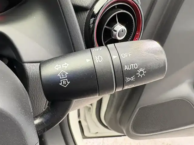 マツダ ＣＸ－３ XD 鹿児島県 2017(平29)年 6.4万km スノーフレイクホワイトパールマイカ 純正ナビ　/・フルセグＴＶ　/・Ｂｌｕｅｔｏｏｔｈ　/・ＣＤ／ＤＶＤ　/純正フルエアロ　/セーフティパッケージ　/電格ミラー　/ドアバイザー　/アイドリングストップ　/純正フロアマット　/ＬＥＤヘッドライト　/フォグライト/スマートキー/純正ビルドインETC/オートマチックハイビーム