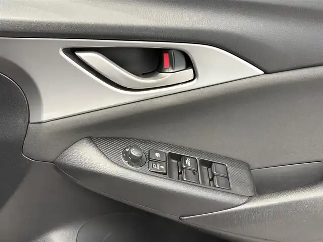 マツダ ＣＸ－３ XD 鹿児島県 2017(平29)年 6.4万km スノーフレイクホワイトパールマイカ 純正ナビ　/・フルセグＴＶ　/・Ｂｌｕｅｔｏｏｔｈ　/・ＣＤ／ＤＶＤ　/純正フルエアロ　/セーフティパッケージ　/電格ミラー　/ドアバイザー　/アイドリングストップ　/純正フロアマット　/ＬＥＤヘッドライト　/フォグライト/スマートキー/純正ビルドインETC/オートマチックハイビーム