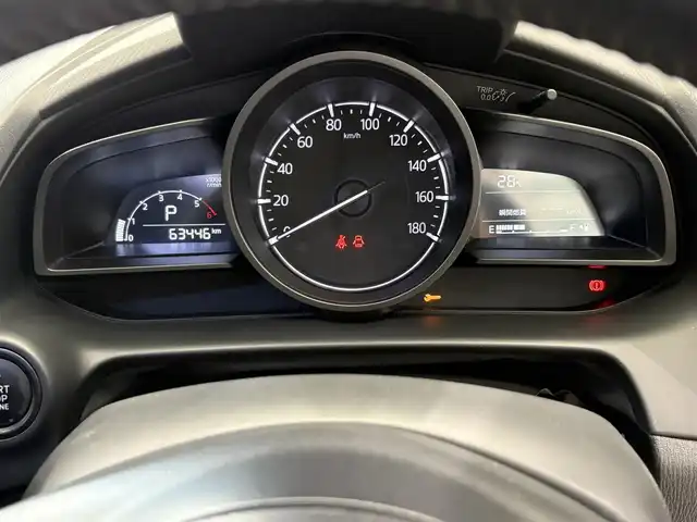 マツダ ＣＸ－３ XD 鹿児島県 2017(平29)年 6.4万km スノーフレイクホワイトパールマイカ 純正ナビ　/・フルセグＴＶ　/・Ｂｌｕｅｔｏｏｔｈ　/・ＣＤ／ＤＶＤ　/純正フルエアロ　/セーフティパッケージ　/電格ミラー　/ドアバイザー　/アイドリングストップ　/純正フロアマット　/ＬＥＤヘッドライト　/フォグライト/スマートキー/純正ビルドインETC/オートマチックハイビーム