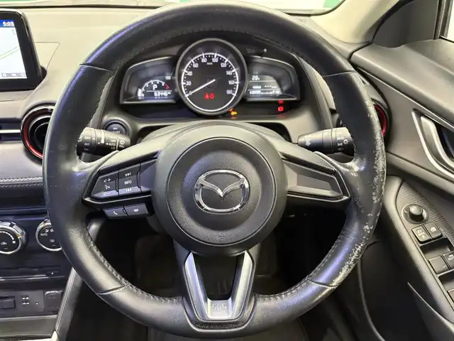 マツダ ＣＸ－３ XD 鹿児島県 2017(平29)年 6.4万km スノーフレイクホワイトパールマイカ 純正ナビ　/・フルセグＴＶ　/・Ｂｌｕｅｔｏｏｔｈ　/・ＣＤ／ＤＶＤ　/純正フルエアロ　/セーフティパッケージ　/電格ミラー　/ドアバイザー　/アイドリングストップ　/純正フロアマット　/ＬＥＤヘッドライト　/フォグライト/スマートキー/純正ビルドインETC/オートマチックハイビーム