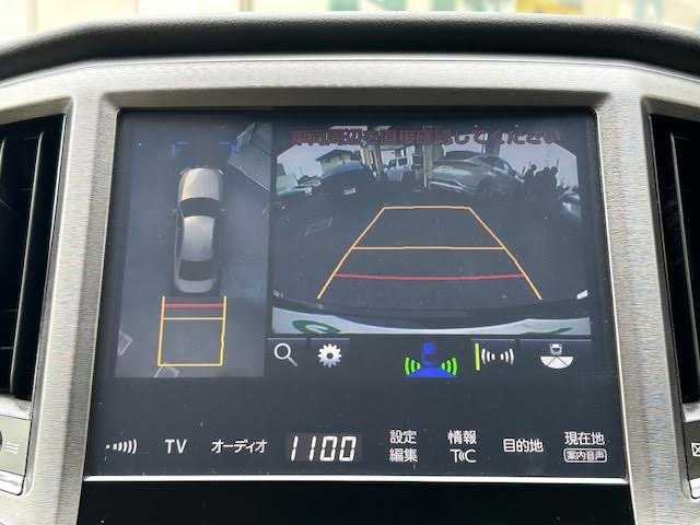 トヨタ クラウン マジェスタ 埼玉県 2017(平29)年 7.8万km ブラック ワンオーナー/純正メモリナビ/CD/DVD/Blu-ray/DTV/Bluetooth/パノラミックビューモニター/レーダークルーズコントロール/ビルトインETC2.0/前席シートヒーター/前席パワーシート/メモリーシート /ステアリングヒーター/ステアリングスイッチ/クリアランスソナー /BSM/衝突被害軽減ブレーキ/車線逸脱防止警報/LEDオートライト/オートマチックハイビーム /レーンキープ/保証書/取扱説明書/純正17インチAW