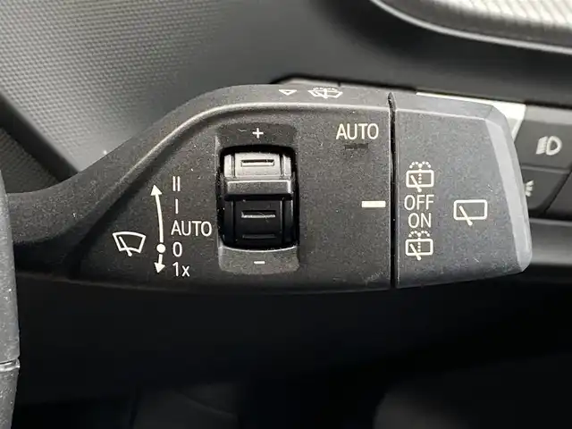 ＢＭＷ １１８ｄ Mスポーツ 福岡県 2020(令2)年 1.5万km アルピンホワイトⅢ インテリジェントセーフティ/アダプティブクルーズコントロール/黒革シート/前席シートヒーター/純正ナビ　/バックカメラ/Bluetooth/Applecarplay/androidauto/パワーバックドア　/ワイヤレス充電　/純正ドライブレコーダー　/純正18インチアルミホイール/ミラー一体型ETC/取扱説明書/保証書/スペアキー×1