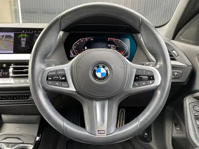 ＢＭＷ １１８ｄ Mスポーツ 福岡県 2020(令2)年 1.5万km アルピンホワイトⅢ インテリジェントセーフティ/アダプティブクルーズコントロール/黒革シート/前席シートヒーター/純正ナビ　/バックカメラ/Bluetooth/Applecarplay/androidauto/パワーバックドア　/ワイヤレス充電　/純正ドライブレコーダー　/純正18インチアルミホイール/ミラー一体型ETC/取扱説明書/保証書/スペアキー×1