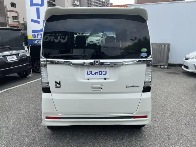 ホンダ Ｎ ＢＯＸ G ターボ SSパッケージ 兵庫県 2014(平26)年 6.8万km プレミアムホワイトパール (株)IDOMが運営する【じしゃロン西宮店】の自社ローン専用車両になります。こちらは現金またはオートローンご利用時の価格です。自社ローンご希望の方は別途その旨お申付け下さい/＊ETC/＊バックカメラ/＊パワスラ/＊パワーウィンドウ/＊アイドリングストップ/＊両側パワスラ/＊シートヒーター(D＋N席)/＊盗難防止装置/＊オートライト/＊衝突被害軽減システム