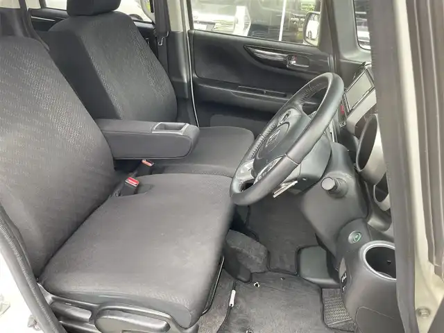 ホンダ Ｎ ＢＯＸ G ターボ SSパッケージ 兵庫県 2014(平26)年 6.8万km プレミアムホワイトパール (株)IDOMが運営する【じしゃロン西宮店】の自社ローン専用車両になります。こちらは現金またはオートローンご利用時の価格です。自社ローンご希望の方は別途その旨お申付け下さい/＊ETC/＊バックカメラ/＊パワスラ/＊パワーウィンドウ/＊アイドリングストップ/＊両側パワスラ/＊シートヒーター(D＋N席)/＊盗難防止装置/＊オートライト/＊衝突被害軽減システム