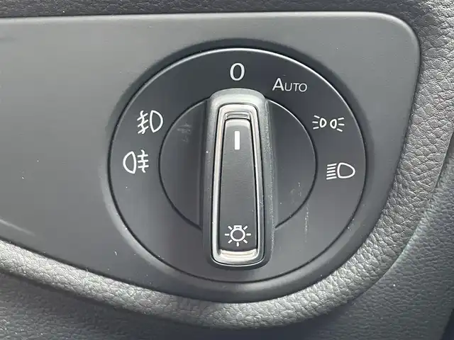 フォルクスワーゲン ゴルフ トゥーラン TDI ハイライン 滋賀県 2021(令3)年 4.5万km 黒 ディスカバーProナビ/アダプティブクルーズコントロール/バックカメラ/シートヒーター/レーンキープアシスト/ETC2.0/電動リアゲート/ドライブレコーダー/前後コーナーセンサー/純正LEDヘッドライト/純正17インチAW/保証書/取説/スペアキー