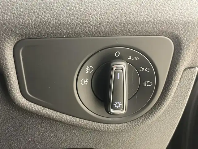 フォルクスワーゲン ゴルフ トゥーラン TDI ハイライン 岡山県 2021(令3)年 4.5万km ディープブラックパールエフェクト 3列シート/ディスカバーProナビ/アダプティブクルーズコントロール/バックカメラ/シートヒーター/レーンキープアシスト/ETC2.0/電動リアゲート/ドライブレコーダー/前後コーナーセンサー/純正LEDヘッドライト/純正17インチAW/保証書/取説/スペアキー