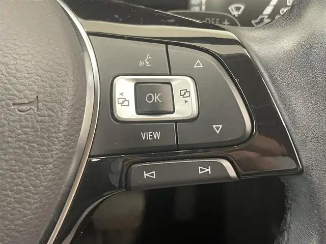 フォルクスワーゲン ゴルフ トゥーラン TDI ハイライン 岡山県 2021(令3)年 4.5万km ディープブラックパールエフェクト 3列シート/ディスカバーProナビ/アダプティブクルーズコントロール/バックカメラ/シートヒーター/レーンキープアシスト/ETC2.0/電動リアゲート/ドライブレコーダー/前後コーナーセンサー/純正LEDヘッドライト/純正17インチAW/保証書/取説/スペアキー