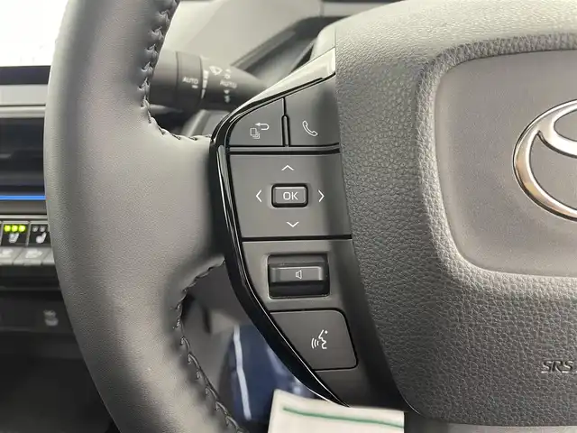 トヨタ プリウス Z 宮城県 2023(令5)年 2.5万km プラチナホワイトパールマイカ パノラマルーフ /純正12型ナビ /パノラミックビューモニター /デジタルインナーミラー /寒冷地仕様　/BSM /RCTA /アドバンスドパーク　/クリアランスソナー/パワーバックドア　/ワイヤレス充電　/トヨタセーフティセンス　/１００V電源/バックフォグランプ/ウインドシールドデアイサー/シート/ステアリングヒーター/シートベンチレーション/ETC2.0/ドライブレコーダー機能/フルセグTV/Bluetooth/スマートフォン連携/禁煙車