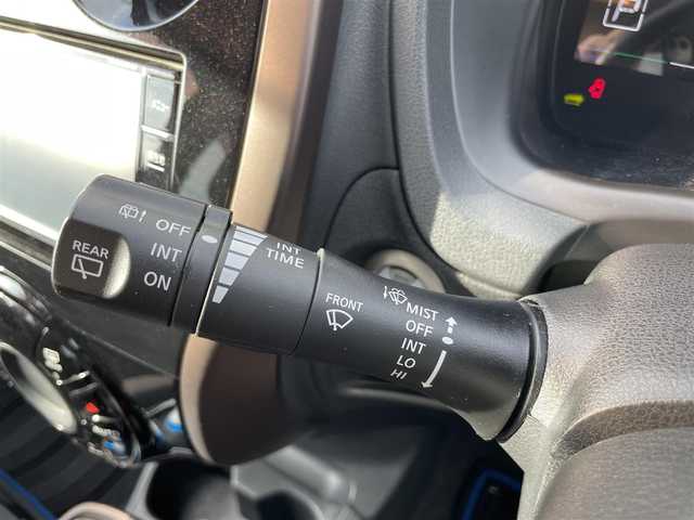 日産 ノート e－パワー メダリスト 熊本県 2018(平30)年 4.1万km シャイニングブルー 純正SDナビ/・AM/FM/CD/DVD/SD/BT/フルセグTV/・全周囲カメラ/エマージェンシーブレーキ/車線逸脱警報/コーナーセンサー/アダプティブクルーズコントロール/インテリジェントルームミラー/ステアリングリモコン/ＥＴＣ/前方ドライブレコーダー/ハーフレザーシート/ＬＥＤヘッドライト/オートライト/フォグランプ/電格ミラー/スマートキー/プッシュスタート/純正フロアマット/純正ドアバイザー/純正アルミホイール