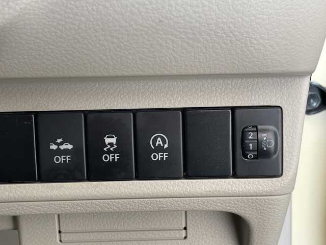 スズキ ラパン L 愛知県 2016(平28)年 6万km シフォンアイボリーM SDナビ/シートヒーター/ETC/衝突軽減システム/純正フロアマット/アイドリングストップ/横滑り防止装置/スマートキー/プッシュスタート