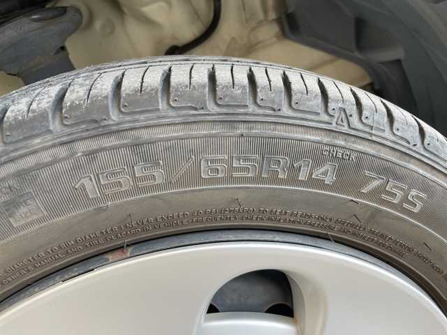 スズキ ラパン L 愛知県 2016(平28)年 6万km シフォンアイボリーM SDナビ/シートヒーター/ETC/衝突軽減システム/純正フロアマット/アイドリングストップ/横滑り防止装置/スマートキー/プッシュスタート