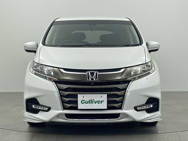 ホンダ オデッセイ アブソルート・EXホンダセンジング 大阪府 2018(平30)年 5.9万km プラチナホワイトパール 純正9インチナビ/(フルセグTV/Bluetooth/CD/DVD/HDMI)/純正11.6インチフリップダウンモニター/全方位カメラ/ブラインドスポットモニター/ホンダセンシング/・衝突軽減ブレーキ/・誤発進抑制装置/・路外逸脱抑制機能/・アダクティブクルーズコントロール/両側パワースライドドア/ハーフレザーシート/前席シートヒーター/後席オットマン/後席サンシェード/保証書/取扱説明書/点検記録簿