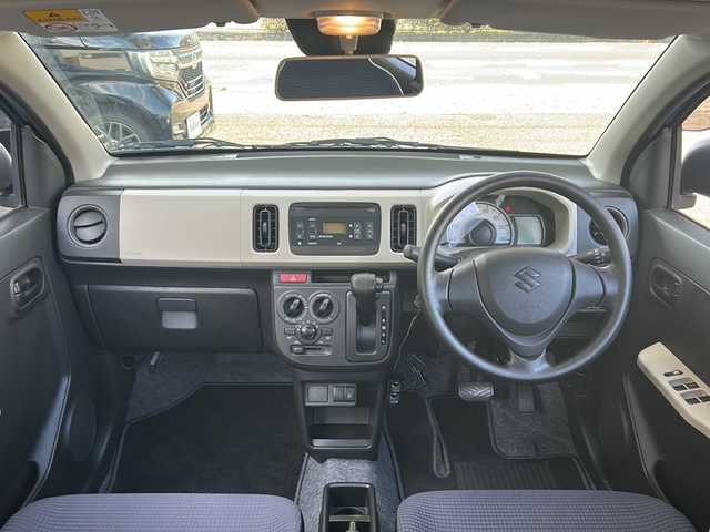 スズキ アルト L 兵庫県 2020(令2)年 2.1万km フィズブルーパールメタリック 登録時走行距離20954km/セーフティサポート/エネチャージ/アイドリングストップ/エコクール/オートライト/運転席シートヒーター/リアパーキングセンサー/純正フロアマット/ドアバイザー/スペアキー/保証書/取説