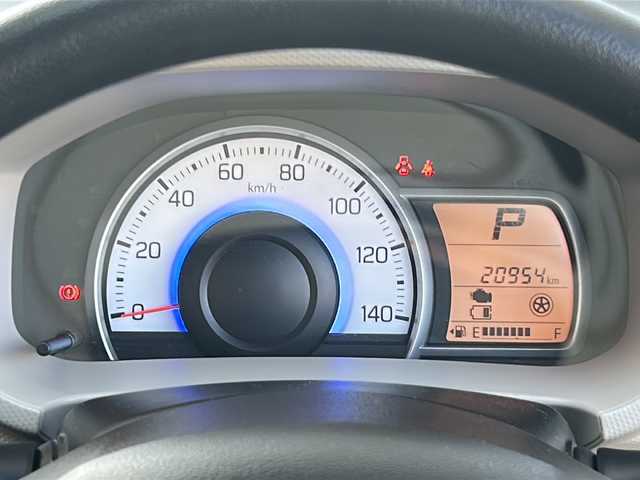 スズキ アルト L 兵庫県 2020(令2)年 2.1万km フィズブルーパールメタリック 登録時走行距離20954km/セーフティサポート/エネチャージ/アイドリングストップ/エコクール/オートライト/運転席シートヒーター/リアパーキングセンサー/純正フロアマット/ドアバイザー/スペアキー/保証書/取説