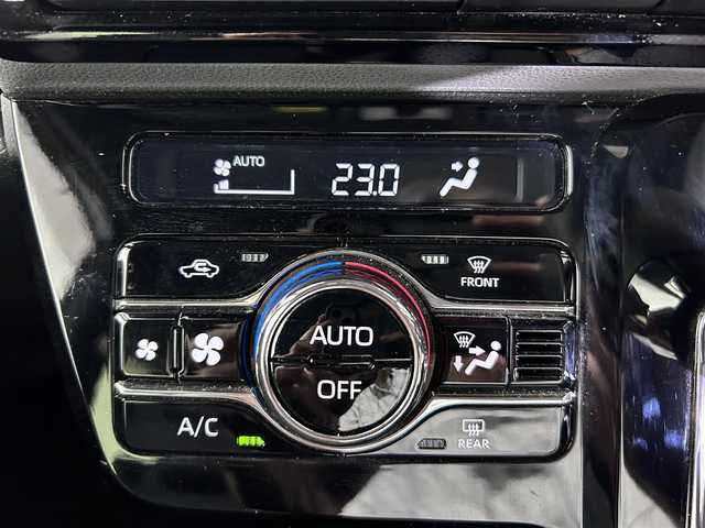 ダイハツ タント カスタム X セレクション 佐賀県 2020(令2)年 7.3万km シャイニングホワイトパール 純正7インチナビ/CD/DVD/フルセグTV/BT/バックカメラ/衝突軽減システム/クリアランスソナー/横滑り防止/オートライト/オートハイビーム/LEDヘッドライト/フォグライト/ビルトインETC/ステアリングスイッチ/両側パワースライドドア/前席シートヒーター/ハーフレザー/シートバックテーブル/後席サンシェード/ISOFIXシート/ミラクルオープンドア/純正フロアマット/純正14インチアルミホイール/純正ドアバイザー