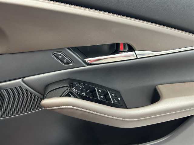 マツダ ＣＸ－３０ 20S Lパッケージ 鹿児島県 2022(令4)年 2.3万km ソウルレッドクリスタルM ETC/バックカメラ/トラクションコントロール/360°セーフティーパッケージ・Pセンター/ドライブレコーダー/スピードアラート/リア/ルーフスポイラ―/リアワイパー/前席シートベルトプリテンショナー/前席シートベルトフォースリミッター/後席３点式シートベルト/サイドインパクトバー/ブレーキアシスト/EBD（電子制動力配分装置）/盗難防止システム/ステアリングテレスコピック機構/ステアリングチルト機構/クルーズコントロール/運転席パワーシート