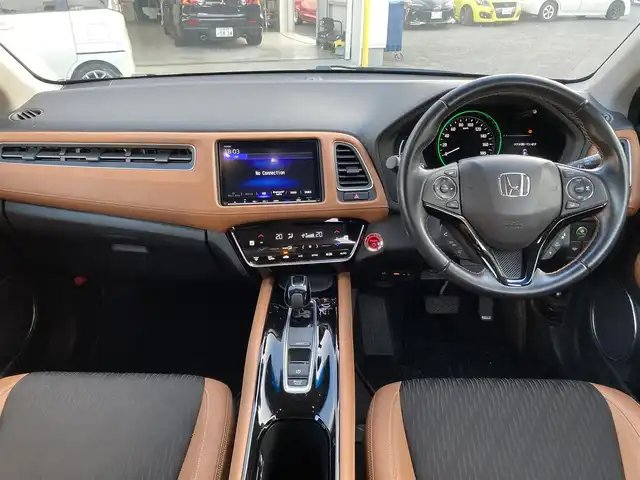 ホンダ ヴェゼル ハイブリッド Z ホンダセンシング 千葉県 2018(平30)年 3.6万km オーロラアメジストメタリック 純正８インチナビ/(フルセグ/BT/DVD/USB)/ETC/ホンダセンシング /レーダークルーズ/レーンキープアシスト/パドルシフト/電動パーキングブレーキ/オートホールド機能/ハーフレザーシート/シートヒーター/LEDヘッドライト/スマートキー２本/純正フロアマット