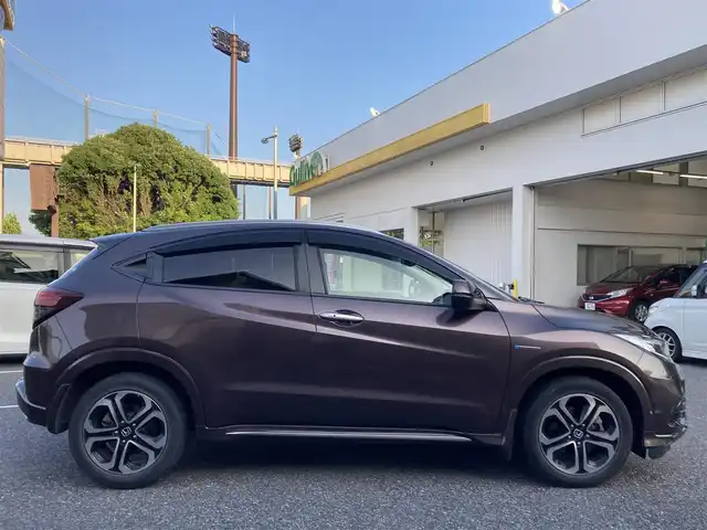 ホンダ ヴェゼル ハイブリッド Z ホンダセンシング 千葉県 2018(平30)年 3.6万km オーロラアメジストメタリック 純正８インチナビ/(フルセグ/BT/DVD/USB)/ETC/ホンダセンシング /レーダークルーズ/レーンキープアシスト/パドルシフト/電動パーキングブレーキ/オートホールド機能/ハーフレザーシート/シートヒーター/LEDヘッドライト/スマートキー２本/純正フロアマット