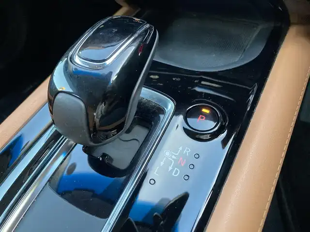 ホンダ ヴェゼル ハイブリッド Z ホンダセンシング 千葉県 2018(平30)年 3.6万km オーロラアメジストメタリック 純正８インチナビ/(フルセグ/BT/DVD/USB)/ETC/ホンダセンシング /レーダークルーズ/レーンキープアシスト/パドルシフト/電動パーキングブレーキ/オートホールド機能/ハーフレザーシート/シートヒーター/LEDヘッドライト/スマートキー２本/純正フロアマット