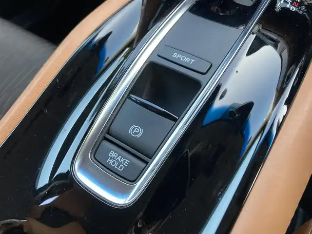 ホンダ ヴェゼル ハイブリッド Z ホンダセンシング 千葉県 2018(平30)年 3.6万km オーロラアメジストメタリック 純正８インチナビ/(フルセグ/BT/DVD/USB)/ETC/ホンダセンシング /レーダークルーズ/レーンキープアシスト/パドルシフト/電動パーキングブレーキ/オートホールド機能/ハーフレザーシート/シートヒーター/LEDヘッドライト/スマートキー２本/純正フロアマット