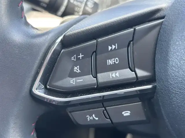 マツダ ＣＸ－５ XD ブラックトーンエディション 奈良県 2022(令4)年 3.7万km スノーフレイクホワイトパールマイカ 禁煙車/純正ナビ(フルセグTV/DVD/AM・FM/BT)/純正フリップダウンモニター/アラウンドビューモニター/ETC/前後ドラレコ/パワーバックドア/i-ACTIVSENSE/クルーズコントロール/アドバンストSCBS/車線逸脱警報システム/交通標識認識システム/運転席パワーシート/前席シートヒーター/ステアリングヒーター/パドルシフト/オートブレーキホールド/純正19インチアルミホイール/純正フロアマット
