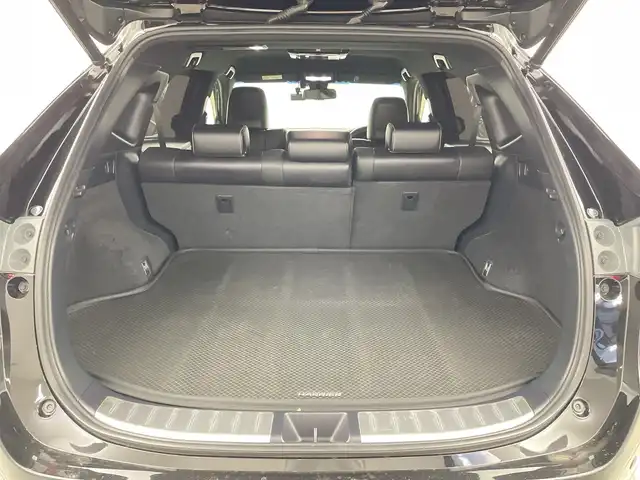 トヨタ ハリアー プレミアム メタル&レザーP 群馬県 2019(平31)年 6.3万km ブラック モデリスタエアロ　アルパイン１０型ナビ　９型後席モニター　バックカメラ　アダプティブクルーズコントロール　レーンキープアシスト　シートヒーター　前後ドライブレコーダー　電動リアドア　ＥＴＣ　禁煙車