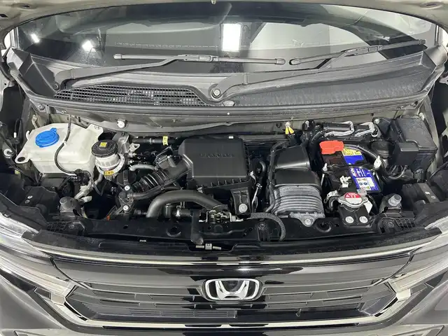 ホンダ Ｎ ＢＯＸ カスタム L ターボ 佐賀県 2023(令5)年 4.4万km クリスタルブラックパール 社外7インチナビ/ワンセグTV/CD/DVD/Bluetooth/バックカメラ/衝突被害軽減システム/レーダークルーズコントロール/レーンアシスト/オートライト/オートマチックハイビーム/クリアランスソナー/LEDヘッドライト/LEDフォグライト/前後ドライブレコーダー/両側パワースライドドア/ハーフレザーシート/運転席・助手席シートヒーター/チップアップシート/ISOFIX対応シート/後席サンシェード/シートバックテーブル/パドルシフト/純正フロアマット/純正15インチアルミホイール/スペアキー×１