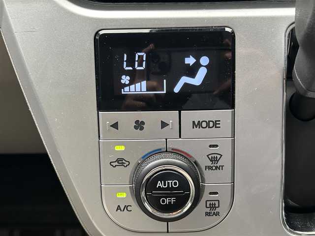 トヨタ ピクシスジョイ F X SAⅢ 鹿児島県 2020(令2)年 3.2万km プラムブラウンパールクリスタルシャイン 純正ナビ（NSCN-W68）/ワンセグTV/純正フロアマット/オートライト/オートマチックハイビーム/ハロゲンヘッドライト/アイドリングストップ/衝突被害軽減システム/横滑り防止装置/盗難防止装置/プッシュスタート/スマートキー/パワーステアリング/パワーウィンドウ