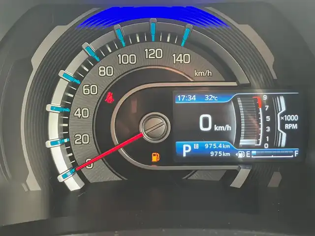スズキ ハスラー タフワイルド 静岡県 2024(令6)年 0.1万km スチールシルバーM エンジンスタートボタン/パワーステアリング/パワーウィンドウ/アイドリングストップ/スマートキー/スペアキー１本/オートエアコン/クルーズコントロール/USB入力端子/純正９インチナビ（CD/BT/フルセグ）/D席N席シートヒーター/ルーフレール/純正アルミホイール/ABS/横滑り防止装置/コーナーセンサー/レーンキープアシスト/オートライト/オートマチックハイビーム/LEDヘッドライト/W+サイドエアバック/衝突軽減システム