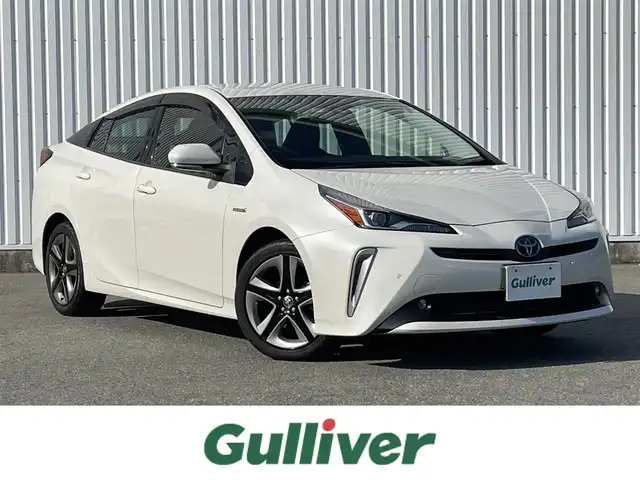 トヨタ プリウス Sツーリングセレクション 福岡県 2019(平31)年 5.2万km ホワイトパールクリスタルシャイン トヨタセーフティセンス/PCS/LDA/PKSB/クリアランスソナー/レーダークルーズコントロール/純正９インチナビ（ＮＳＺＴ－Ｙ６８Ｔ）/フルセグTV/CD/DVD/BT/SD/バックカメラ/レザーシート/前席シートヒーター/ＬＥＤオートライト/オートハイビーム/フォグランプ/純正AW/ビルトインETC/スマートキー/プッシュスタート