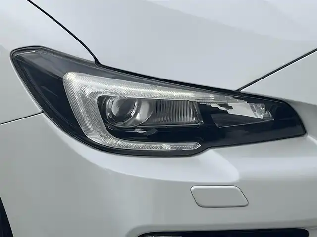 スバル ＷＲＸ Ｓ４ 2．0GT‐S アイサイト 岩手県 2015(平27)年 9.2万km クリスタルホワイトP 禁煙車/ターボ/パドルシフト/4WD/社外メモリーナビ/→フルセグTV/Bluetooth/CD/DVD/FM/AM/バックカメラ/追従機能クルーズコントロール/ハーフレザーシート/前席パワーシート/ツーリングアシスト/アクティブレーンキープ/プリクラッシュブレーキ/電動パーキングブレーキ/ふらつき警報/AT誤発進抑制制御/先行車発進お知らせ/車線逸脱警報/横滑り防止装置/盗難防止装置/LEDヘッドライト/オートライト/フォグランプ/ハーフレザーシート/前席パワーシート/〇プッシュスタート/〇電動格納ミラー/〇シガーソケット/ドライブレコーダー/ETC