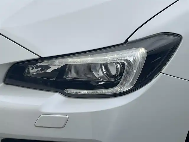 スバル ＷＲＸ Ｓ４ 2．0GT‐S アイサイト 岩手県 2015(平27)年 9.2万km クリスタルホワイトP 禁煙車/ターボ/パドルシフト/4WD/社外メモリーナビ/→フルセグTV/Bluetooth/CD/DVD/FM/AM/バックカメラ/追従機能クルーズコントロール/ハーフレザーシート/前席パワーシート/ツーリングアシスト/アクティブレーンキープ/プリクラッシュブレーキ/電動パーキングブレーキ/ふらつき警報/AT誤発進抑制制御/先行車発進お知らせ/車線逸脱警報/横滑り防止装置/盗難防止装置/LEDヘッドライト/オートライト/フォグランプ/ハーフレザーシート/前席パワーシート/〇プッシュスタート/〇電動格納ミラー/〇シガーソケット/ドライブレコーダー/ETC