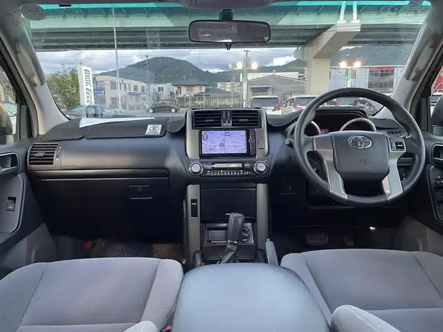 トヨタ ランドクルーザー プラド TX 福岡県 2013(平25)年 11.4万km ブラック 純正ナビ(CD/DVD/BT)バックカメラETC純正フロアマット社外アルミホイール17インチスマートキープッシュスタート