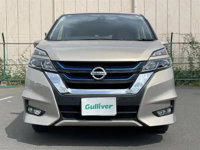 日産 セレナ e－パワー ハイウェイスター V 東京都 2018(平30)年 6.7万km カシミヤグレージュ 純正９インチナビ　/・Ｂｌｕｅｔｏｏｔｈ　/・フルセグ　/・ＣＤ／ＤＶＤ再生　/アラウンドビューモニター　/プロパイロット　/オートマチックハイビーム　/ＬＥＤヘッドライト　/両側電動スライドドア　/コーナーセンサー