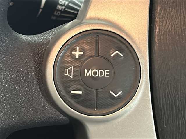 トヨタ アクア S 茨城県 2012(平24)年 11.2万km クールソーダメタリック 純正メモリナビ【NSCP-W62】/(ワンセグTV・CD・BT・ラジオ再生)/バックカメラ/ETC/オートライト/純正15inアルミホイール/フロアマット/スマートキー/スペアキー