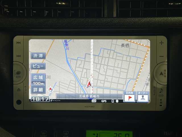 トヨタ アクア S 茨城県 2012(平24)年 11.2万km クールソーダメタリック 純正メモリナビ【NSCP-W62】/(ワンセグTV・CD・BT・ラジオ再生)/バックカメラ/ETC/オートライト/純正15inアルミホイール/フロアマット/スマートキー/スペアキー