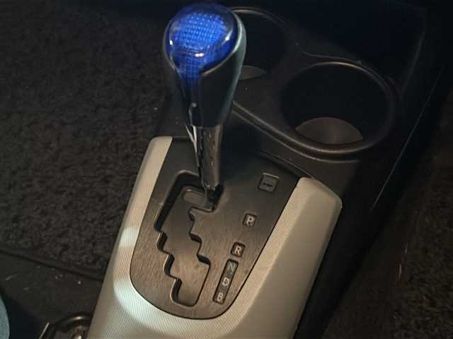 トヨタ アクア S 茨城県 2012(平24)年 11.2万km クールソーダメタリック 純正メモリナビ【NSCP-W62】/(ワンセグTV・CD・BT・ラジオ再生)/バックカメラ/ETC/オートライト/純正15inアルミホイール/フロアマット/スマートキー/スペアキー