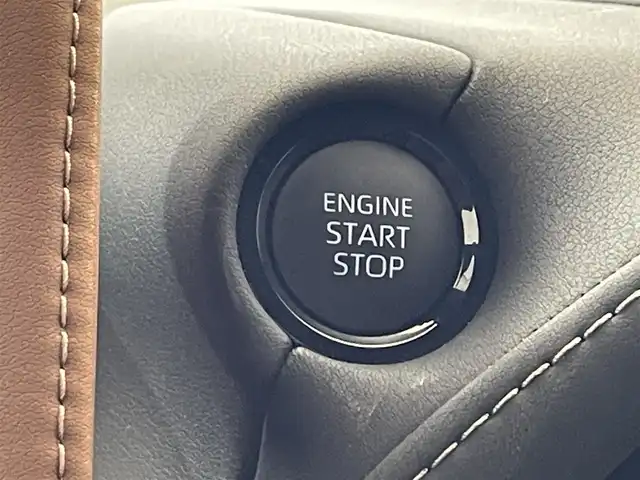 トヨタ ヴェルファイア Z プレミア 滋賀県 2023(令5)年 1万km ブラック 純正14インチナビ/【Bluetooth/フルセグTV/USB/Miracast】/トヨタセーフティセンス/・プリクラッシュセーフティ/・レーントレーシングアシスト/・レーダークルーズコントロール/・オートマチックハイビーム/全方位カメラ/クリアランスソナー/レザーシート/両側パワースライドドア/パワーバックドア/LEDヘッドライト/D/Nパワーシート/二列目パワーリクライニング/パワーオットマン/D/N/二列目シートヒーター/D/N/二列目シートベンチレーション/ステアリングヒーター/ワイヤレス充電/ビルトインETC2.0/デジタルインナーミラー/電動チルトテレスコピックステアリング/シートポジションメモリ/電動パーキングブレーキ/オートブレーキホールド/パドルシフト/後席パワーサンシェード/プッシュスタート/スマートキー/ステアリングリモコン