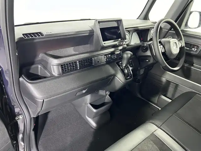 ホンダ Ｎ ＢＯＸ カスタム ターボ 佐賀県 2025(令7)年 0.1万km未満 トワイライトミストブラックパール 登録未使用者/衝突被害軽減システム/両側パワースライドドア/追従型クルーズコントロール/シートヒーター/車線逸脱抑制機能/パドルシフト/純正LEDヘッドライト/オートマチックハイビーム/オートライト/コーナーセンサー/ハーフレザーシート/純正アルミホイール/スペアキー
