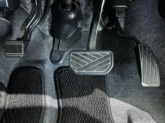 スズキ ハスラー HYBRID X ターボ 鹿児島県 2020(令2)年 4.1万km フェニックスレッドパール/ガンメタリック2トーンルーフ スズキセーフティサポート/全方位モニター/バックカメラ/マイルドハイブリッド/アイドリングストップ/純正メモリナビ/（CD/DVD/フルセグ/Bluetooth/スマホ連携/SD）/社外前方ドライブレコーダー【DRV518S】/革巻きステアリング/ステアリングリモコン/パドルシフト/前席シートヒーター/電動格納ドアミラー/純正LEDヘッドライト/フロントフォグランプ/オートライト/純正フロアマット/純正15インチアルミ