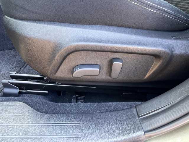 スバル アウトバック ベース 宮崎県 2018(平30)年 8.4万km ワイルドネスグリーンM アイサイトVer3/アイサイトセイフティプラス/ルーフレール/パワーシート/シートヒーター/パドルシフト/車線逸脱警報/ステアリングヒーター