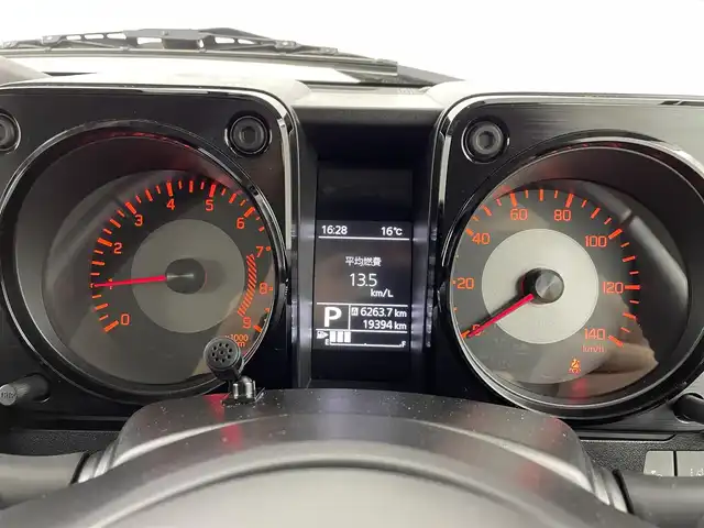 スズキ ジムニー XC 大阪府 2019(平31)年 2万km シフォンアイボリーM ABS/AAC/ETC/オートライト/パワーウィンドウ/クルーズコントロール/盗難防止装置/横滑り防止装置/衝突被害軽減システム/ダウンヒルアシストコントロール/ダブルエアバック/ドライブレコーダー/Bluetoothオーディオ/純正ナビ