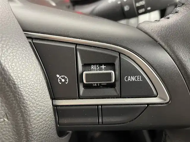 スズキ ジムニー XC 大阪府 2019(平31)年 2万km シフォンアイボリーM ABS/AAC/ETC/オートライト/パワーウィンドウ/クルーズコントロール/盗難防止装置/横滑り防止装置/衝突被害軽減システム/ダウンヒルアシストコントロール/ダブルエアバック/ドライブレコーダー/Bluetoothオーディオ/純正ナビ