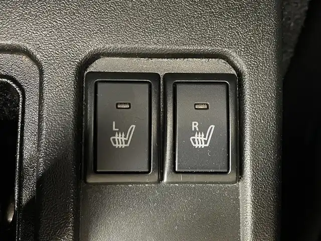 スズキ ジムニー XC 大阪府 2019(平31)年 2万km シフォンアイボリーM ABS/AAC/ETC/オートライト/パワーウィンドウ/クルーズコントロール/盗難防止装置/横滑り防止装置/衝突被害軽減システム/ダウンヒルアシストコントロール/ダブルエアバック/ドライブレコーダー/Bluetoothオーディオ/純正ナビ