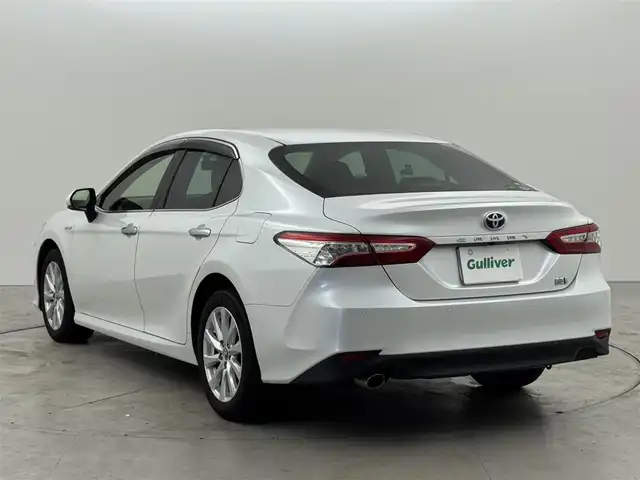 トヨタ カムリ G 熊本県 2018(平30)年 2.7万km プラチナホワイトパールマイカ 純正９型ナビ／フルセグＴＶ　/バックカメラ　/ビルトインＥＴＣ　/前後ドライブレコーダー　/コーナーセンサー　/レーダークルコン　/衝突軽減ブレーキ　/レーンキープ　/ＢＳＭ　/ＰＫＳＢ　/ＭＴモード付ＡＴ　/パワーシート