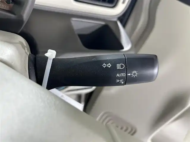 スズキ ラパン L 佐賀県 2023(令5)年 3万km フォーンベージュM 純正7インチディスプレイオーディオ/Bluetooth/バックカメラ/衝突被害軽減システム/横滑り防止装置/アイドリングストップ/車線逸脱警報/パーキングソナー/純正LEDヘッドライト/オートライト/ステアリングスイッチ/運転席シートヒーター/純正フロアマット/純正ドアバイザー