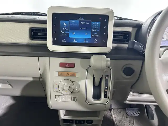 スズキ ラパン L 佐賀県 2023(令5)年 3万km フォーンベージュM 純正7インチディスプレイオーディオ/Bluetooth/バックカメラ/衝突被害軽減システム/横滑り防止装置/アイドリングストップ/車線逸脱警報/パーキングソナー/純正LEDヘッドライト/オートライト/ステアリングスイッチ/運転席シートヒーター/純正フロアマット/純正ドアバイザー