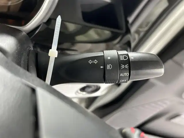スズキ スペーシア カスタム HYBRID XS 佐賀県 2019(平31)年 5.4万km ピュアホワイトP 社外7インチナビ/フルセグTV/Bluetooth/CD/DVD/両側パワースライドドア/運転席シートヒーター/後席サンシェード/後席サーキュレーター/衝突被害軽減システム/パーキングソナー/横滑り防止装置/アイドリングストップ/オートライト/オートマチックハイビーム/LEDヘッドライト/フォグランプ/純正フロアマット/純正15インチアルミホイール/スペアキー（1本）/保証書/取扱説明書